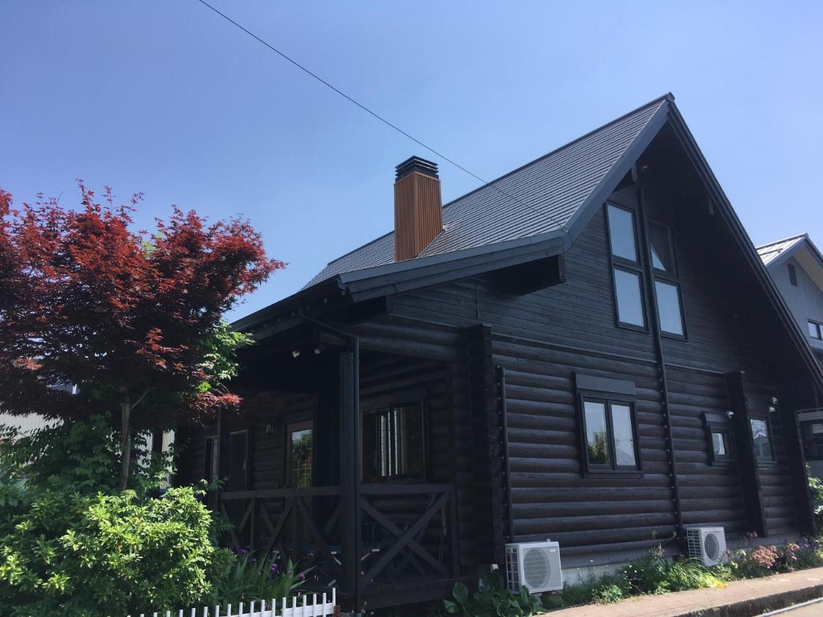 Carrefour Guesthouse カルフール ゲストハウス Toyama Station Eksteriør billede